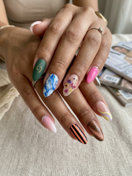 10 Twitter Nails Acrylic Ideas That Look Trendy and Cute